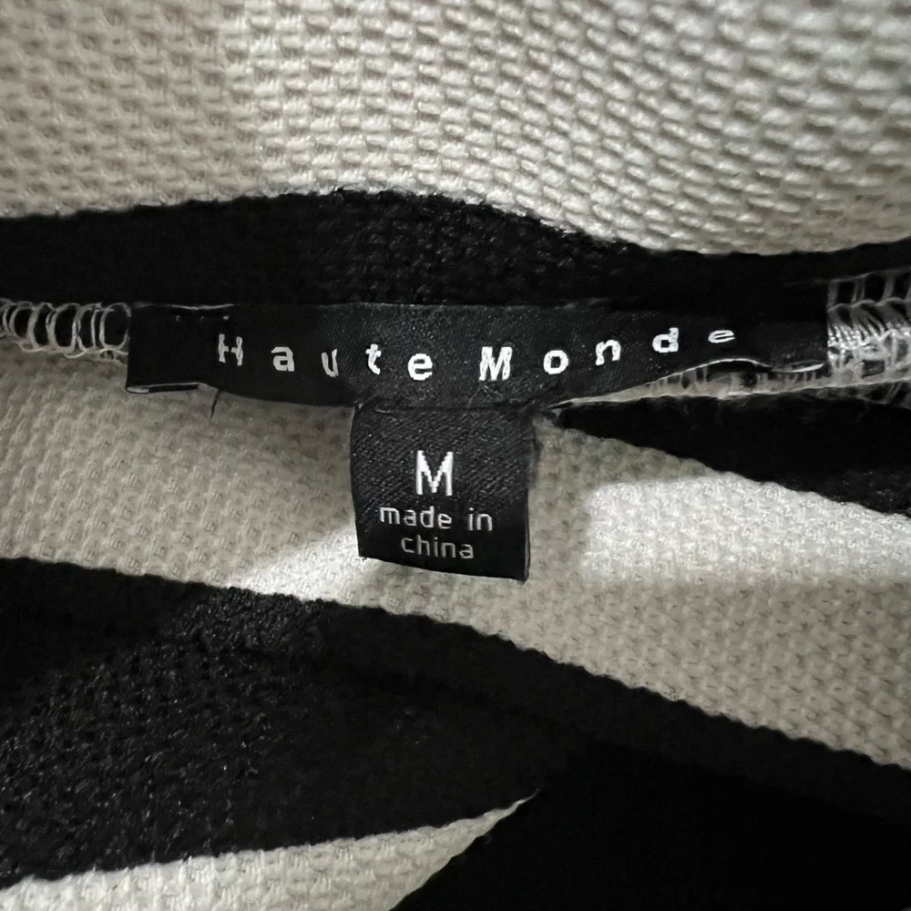 Haute Monde Skirt - Picture 3 of 6